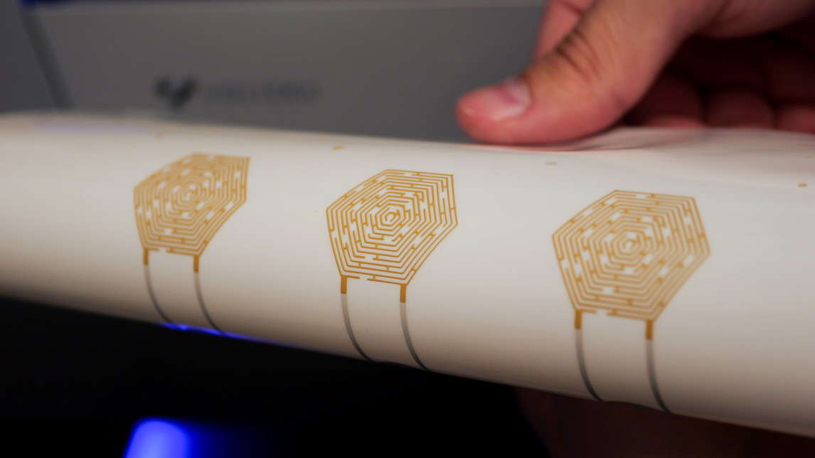 Voltera: Printing ECG Electrodes With Biocompatible Gold Ink On TPU